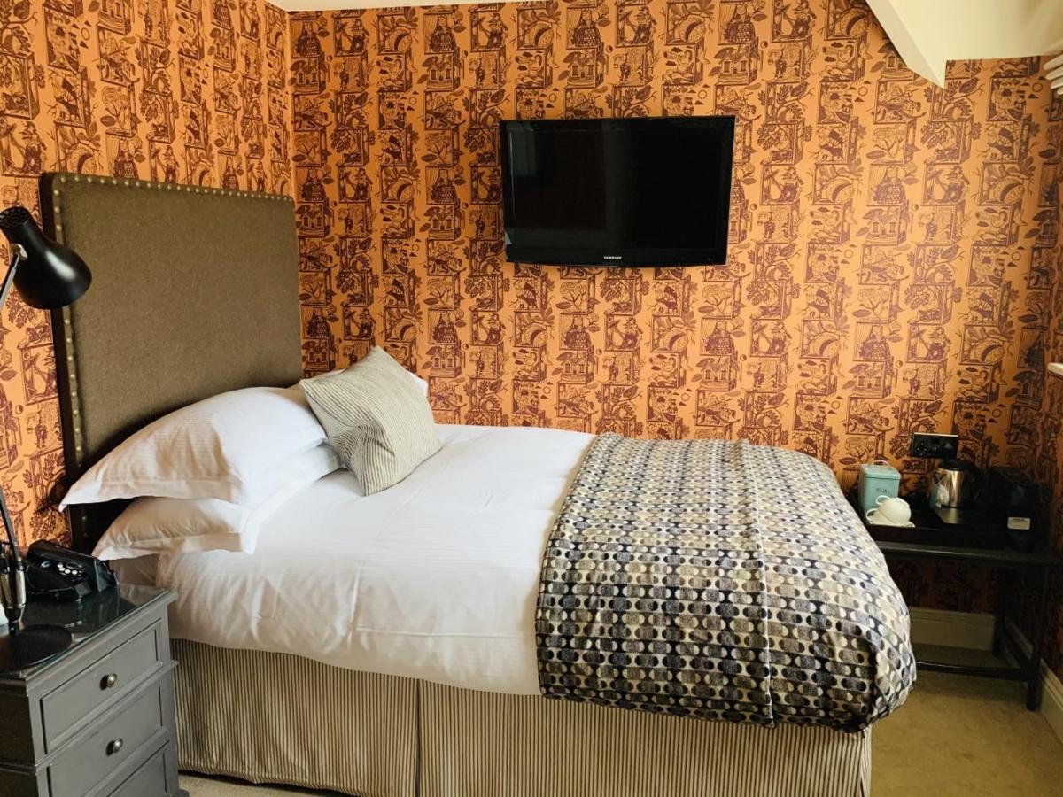 The Close Hotel Tetbury Bagian luar foto
