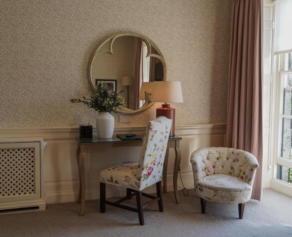 The Close Hotel Tetbury Bagian luar foto