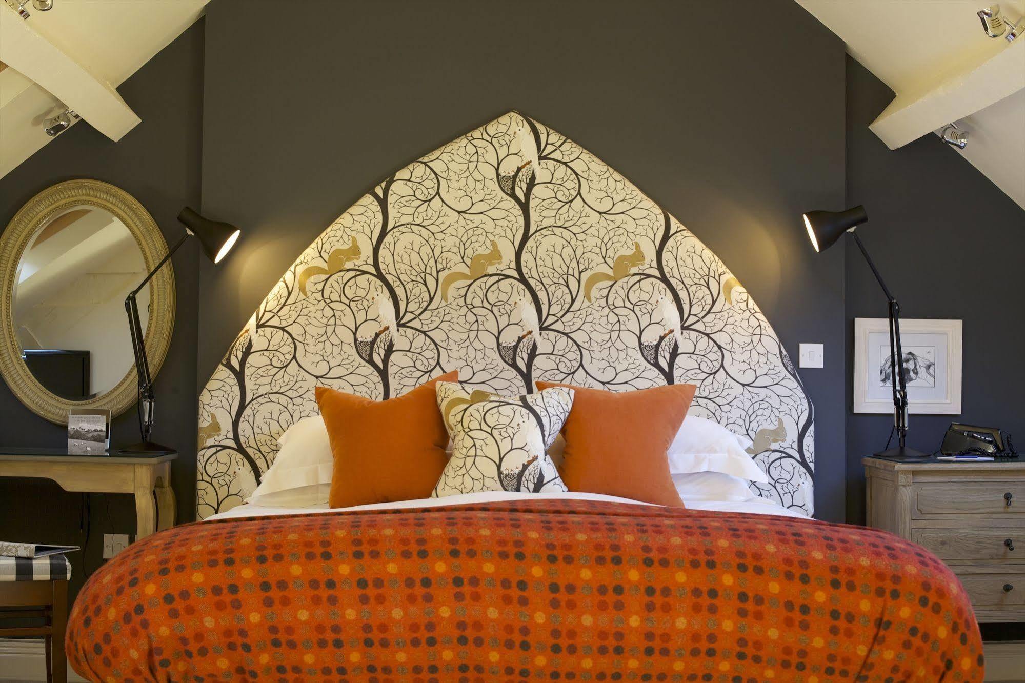The Close Hotel Tetbury Bagian luar foto