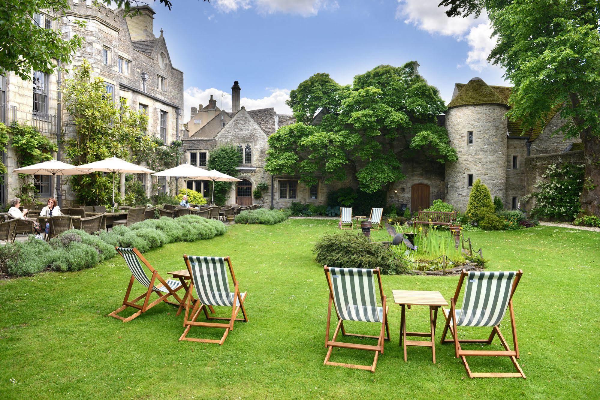 The Close Hotel Tetbury Bagian luar foto