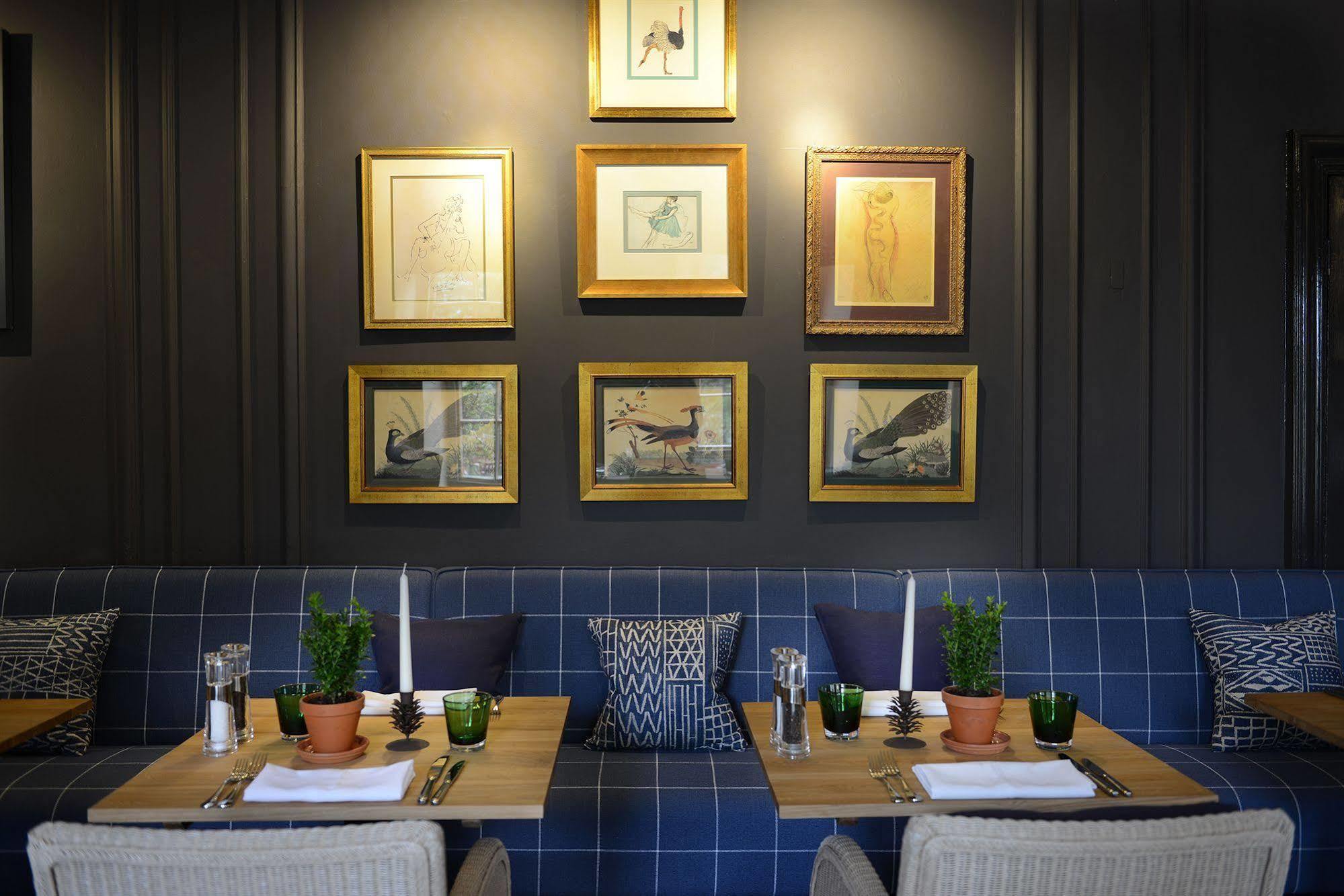 The Close Hotel Tetbury Bagian luar foto